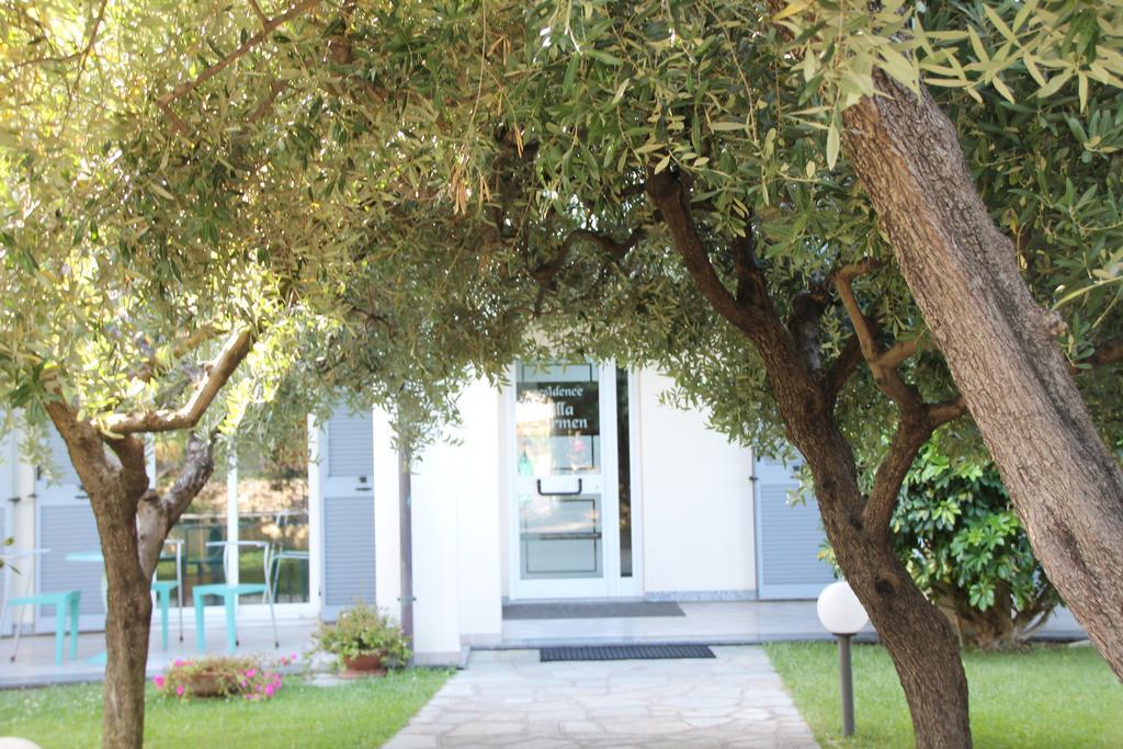 Residence Villa Carmen Fronte Mare A 50 Mt Pietra Ligure Exterior photo