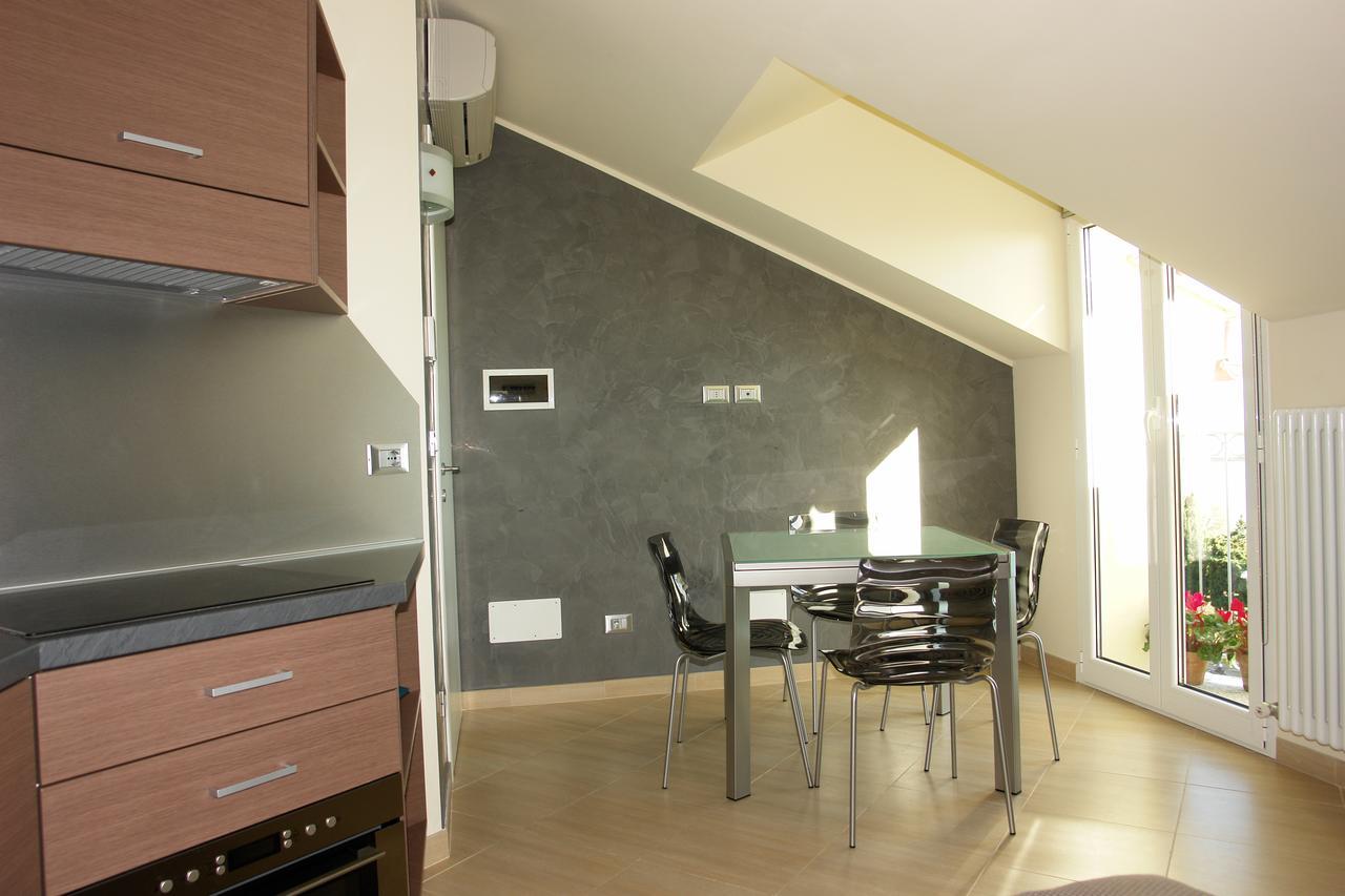 Residence Villa Carmen Fronte Mare A 50 Mt Pietra Ligure Exterior photo